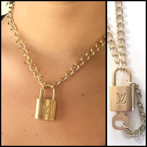 louis vuitton heart lock necklace|louis vuitton clover necklace.